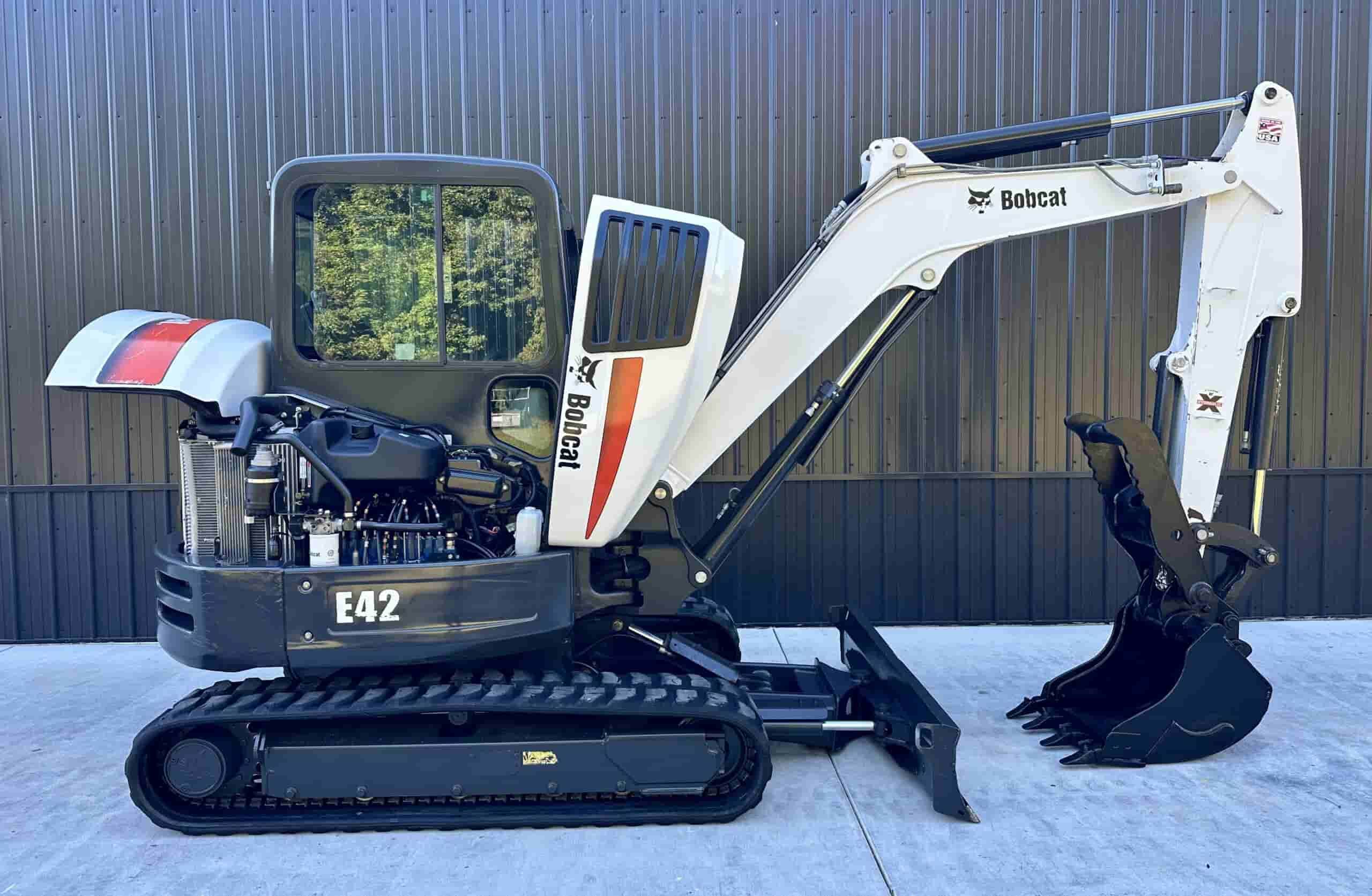 2017 BOBCAT E42
